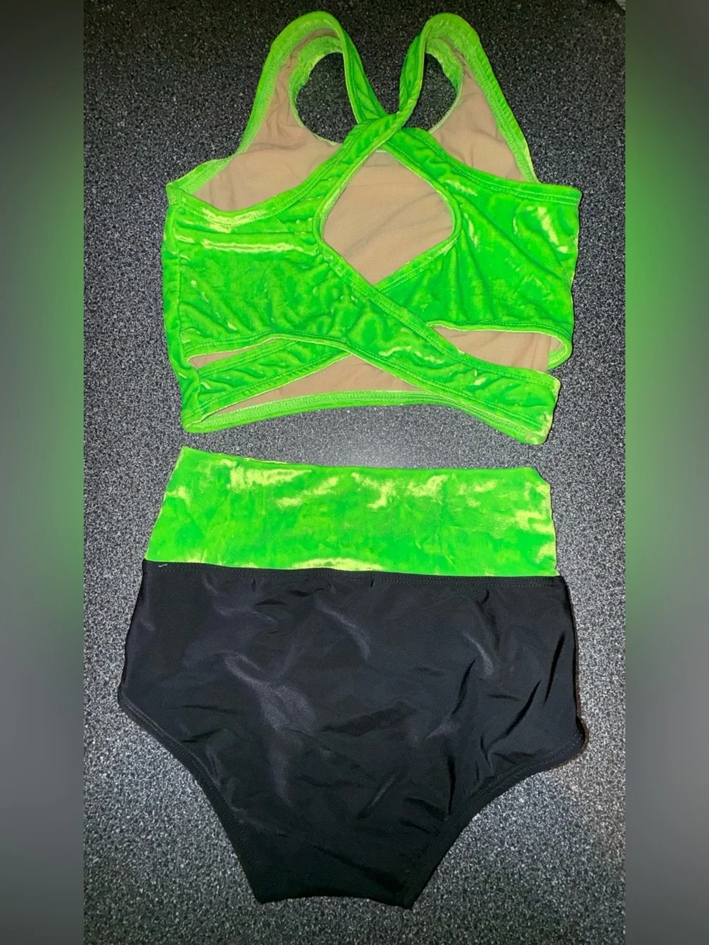 Kandi Kouture Green Velvet Dance Set Crop Top/Black Briefs Size Child X-Large
